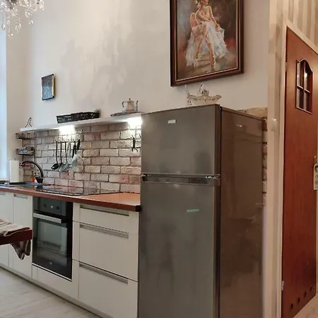 Apartament Helena *
